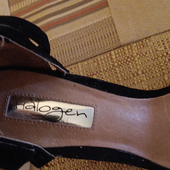 WomensEUC black suade size 5,sandal. - Picture 7 of 12